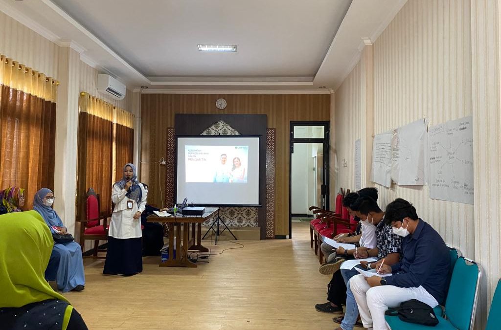 Kelas Edukasi Kesehatan Pranikah dan Prakonsepsi Calon Pengantin Di KUA Kecamatan Gombong